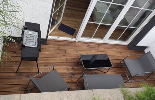 Odenthal Apartment | New, quiet 90 m² basement 2-room apartment near Cologne with terrace