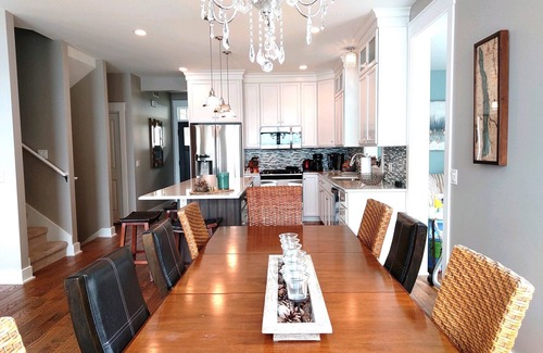 Alden House | NEW RENTAL - TORCH LAKE Alden home