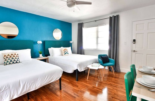 The Roads Condo | ✨New Studio plus Free Parking fee