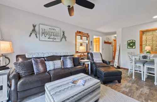 Mancelona House | New Tee & Ski Getaway Schuss Golf Ski Villa