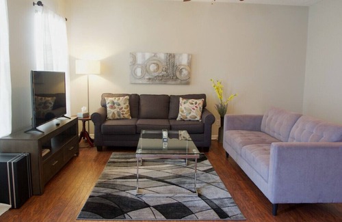 Greer House | NEW!!! THE SIMPLE ORCHID - MINUTES TO PELHAM ROAD AND GSP!!