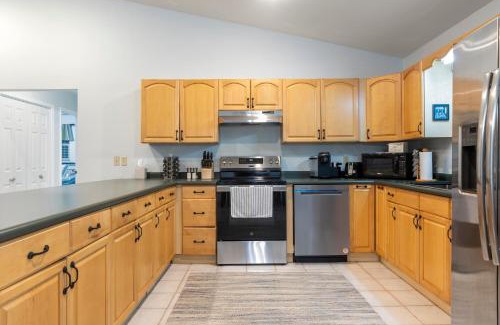 Reed Creek House | New to listing Dorsey Dock Retreat w Dock