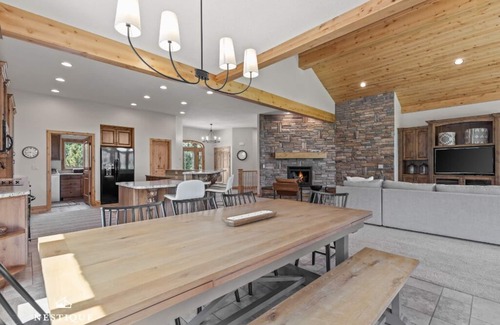 Morgan County House | New to Market Private Weber River Access Stunning Family Retreat