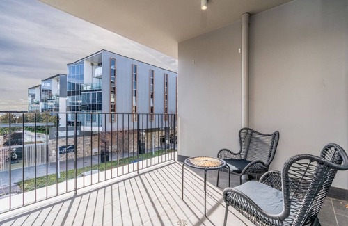 Kingston Apartment | New to VRBO: Paradise in popular Pier Complex Apt in Kingston