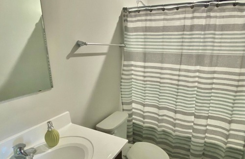 Durham House | New Townhome beautiful & cozy 3br
