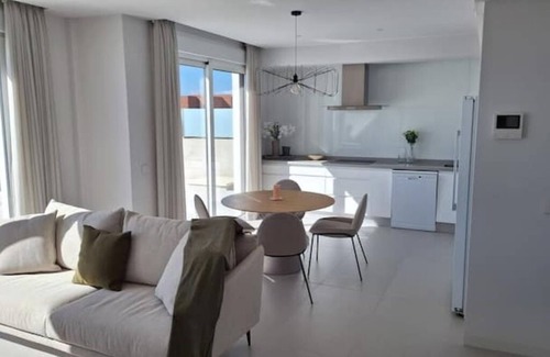 Hoya de los Patos Villa | New villa with panoramic sea and mountain views