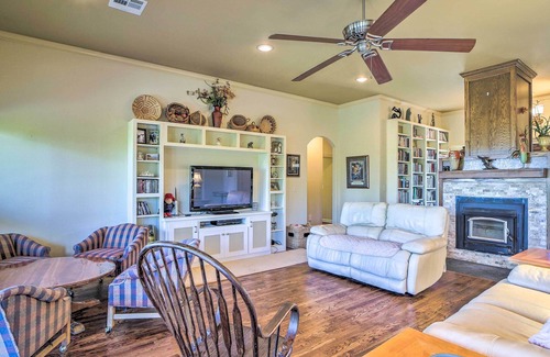 Sand Springs House | NEW Waterfront Family Getaway: Hike, Bike + Kayak!