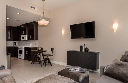 Downtown Condo | Newer Condo.Just Steps to Everything in Downtown Bentonville!