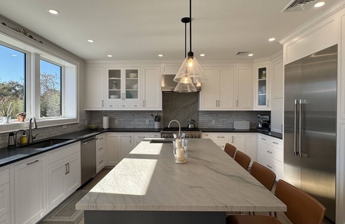 Katama House | Newly Built Luxurious Katama Home with Heated Pool - Minutes from South Beach!