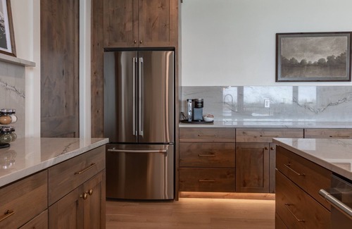 Driggs Condo | *Newly Built* The Basin Luxury Four Suites⁓Hot Tub ⁓ Downtown Driggs ⁓ Sleeps 28