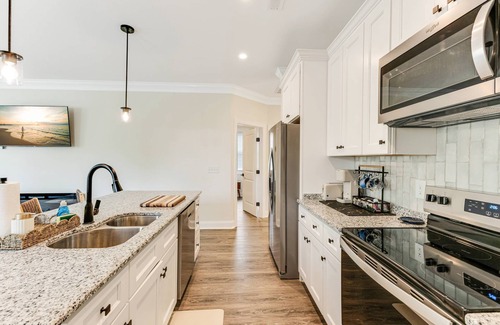 Southport House | Newly Listed Home in Southport, just mins from DT Southport and Oak Island Beaches