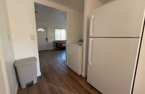 Northside House | Newly remodel 2B/1B by Japantown, parking & W/D