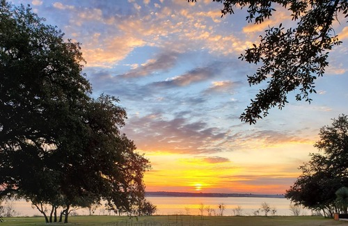 Lake Whitney House | Newly Remodeled Lake Whitney Lakefront House + Bunk House