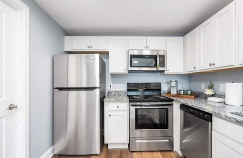Columbus Apartment | Newly Renovated 1 Bedroom