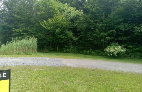 Marshfield House | Newly renovated 2 bedroom house, quiet country, setting beautiful sunsets.