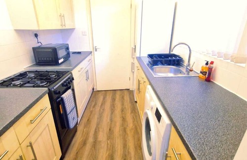Everton House | Newly renovated, modern home close to LFC Stadium. Great Value.