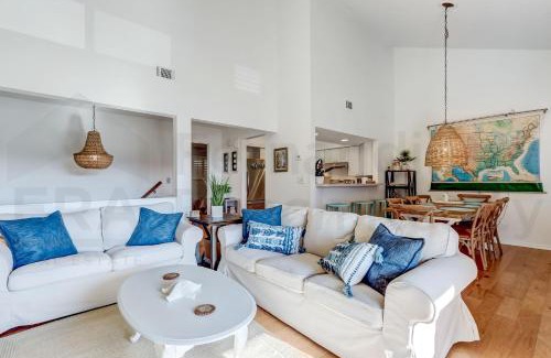 Fernandina Beach House | Newly Renovated! New Dog Friendly Listing! Ocean View Condo! 8 Sea Castles