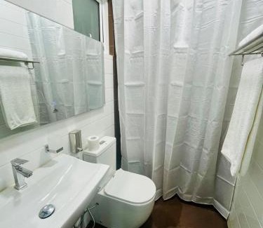 Colombo 05 Hotel | Newyork Guest House and Restaurant Colombo 05