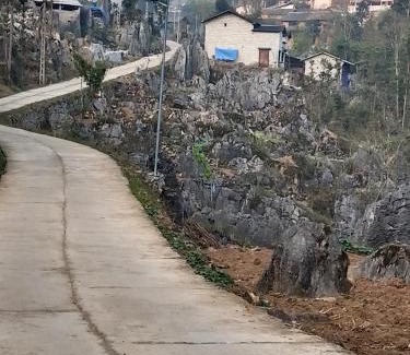 Dong Van House | Nhà Gỗ Cổ homestay Lao xa