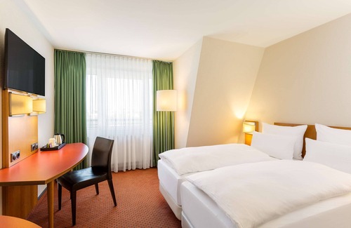 Lichtenberg Hotel | NH Berlin City Ost