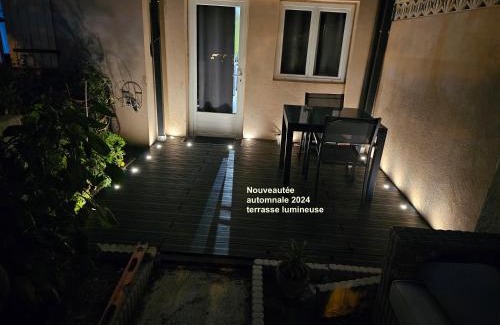 Vitrolles Apartment | Ni 100%Gite,Ni100% loc chez Kheira&Pascal