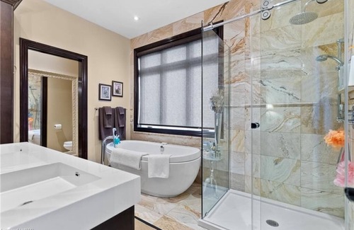 Niagara Falls Bed & Breakfast | Niagara Creekside B&B