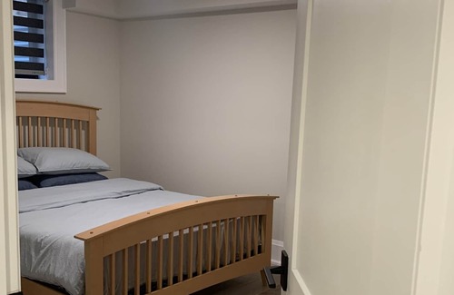 Niagara Falls House | Niagara Home away from home