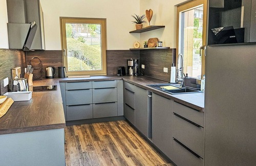 Tratten House | Nice apartment in villa for 6 people with WIFI, TV, terrace and pets allowed