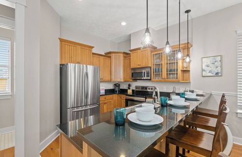 Biltmore Beach House | Nice 4-bedroom house with AC in Panama City Beach