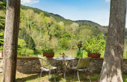 Torsoli Villa | Nice apartment in villa for 20 guests with private pool, WIFI, TV, terrace and pets allowed