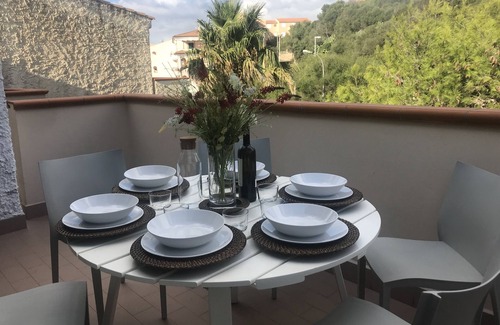La Maddalena Apartment | Nice apartment a few steps from Punta Tegge