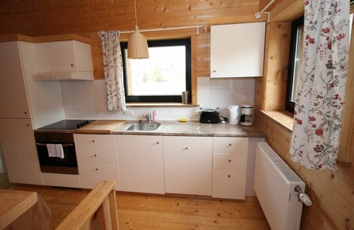 Muhldorf Apartment | Nice apartment for 9 people with WIFI, TV and parking