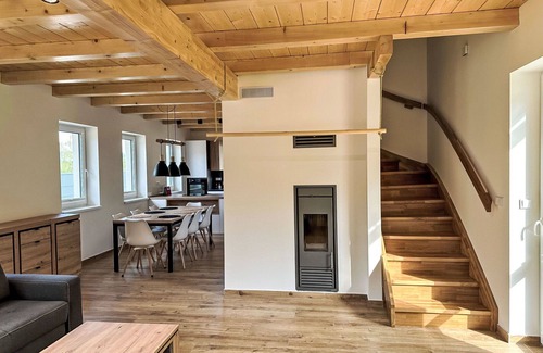 Smrzovka Apartment | Nice apartment for 12 guests with WIFI, TV and terrace