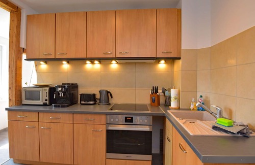 Zella-Mehlis Apartment | Nice apartment for 4 people with WIFI, TV and pets allowed