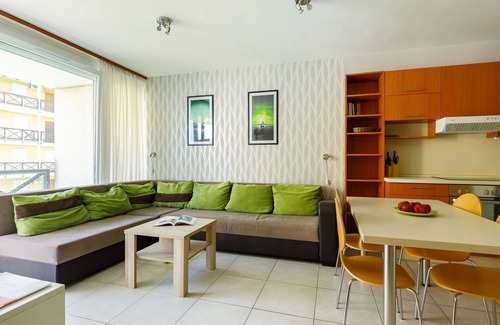Balatonoszod Apartment | Nice apartment for 5 people with A/C, WIFI, TV and balcony