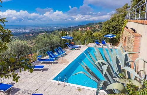 San Baronto Apartment | Nice apartment for 3 guests with pool, WIFI, TV, balcony, pets allowed and panoramic view