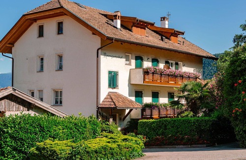 Andriano Apartment | Nice apartment for 2 people with pool, WIFI, TV and patio