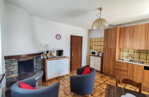 Dongo Apartment | Nice apartment for 2 guests with pool, hot tub, WIFI, TV and patio