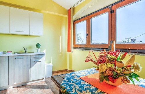 Tar-Vabriga Apartment | Nice apartment for 2 people with A/C, pool, WIFI, TV and pets allowed