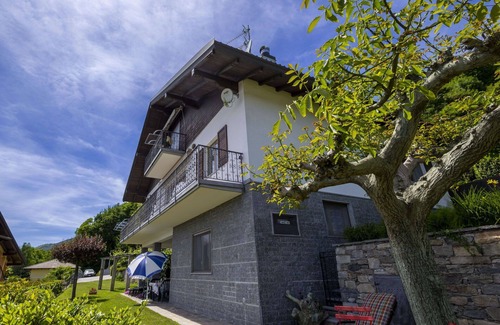 Trarego Viggiona Apartment | Nice apartment for 4 people with WIFI, TV, patio and pets allowed
