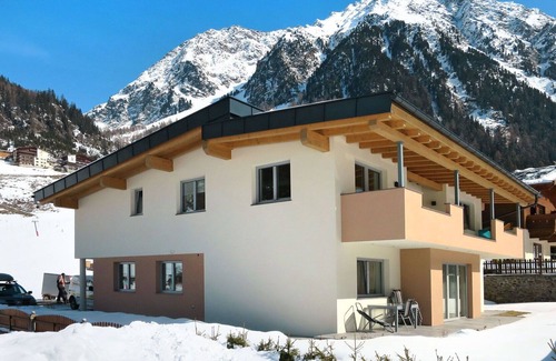 Gries Apartment | Nice apartment for 4 people with WIFI, TV, terrace and parking