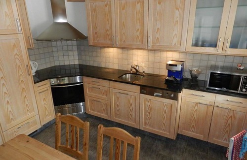 Saanen Apartment | Nice apartment for 4 people with WIFI, TV and balcony