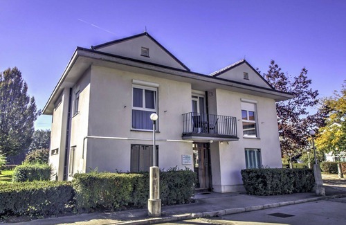 Ptuj Apartment | Nice apartment for 4 people with pool, WIFI, A/C, TV and balcony