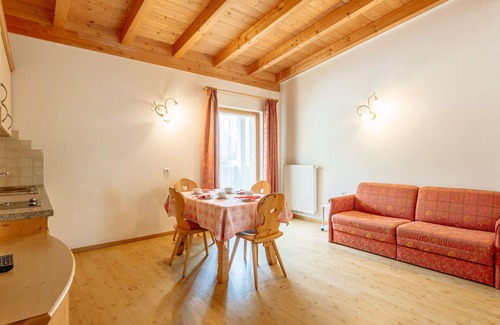 Solda Apartment | Nice apartment for 5 guests with WIFI, TV, terrace, pets allowed and panoramic view