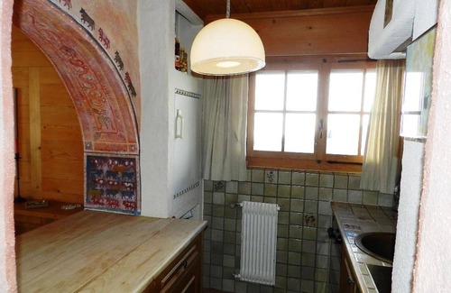 Saanenmoeser Apartment | Nice apartment for 6 guests with WIFI, TV and balcony