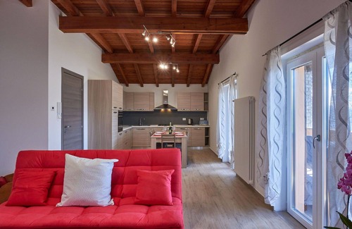 Stazzona Apartment | Nice apartment for 6 guests with WIFI, hot tub, pool, TV and terrace
