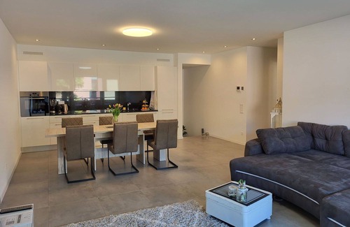 Caslano Apartment | Nice apartment for 4 people with WIFI, TV and terrace