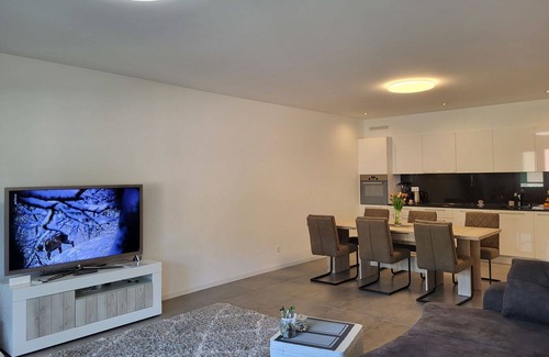 Caslano Apartment | Nice apartment for 4 people with WIFI, TV and terrace