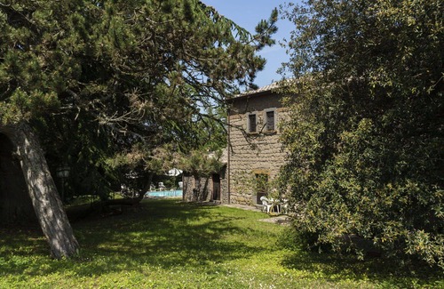 Capraccia Villa | Nice apartment in villa for 4 people with pool, WIFI, TV, patio and pets allowed