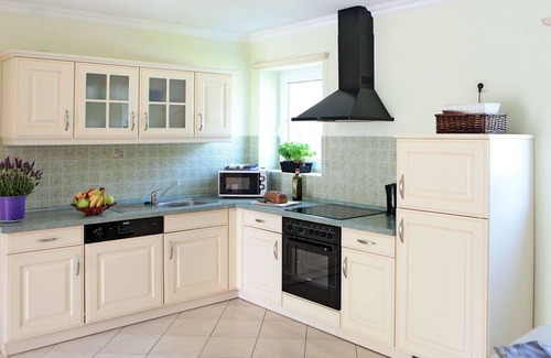 Verchen House | Nice apartment in villa for 7 guests with WIFI, TV, terrace and pets allowed